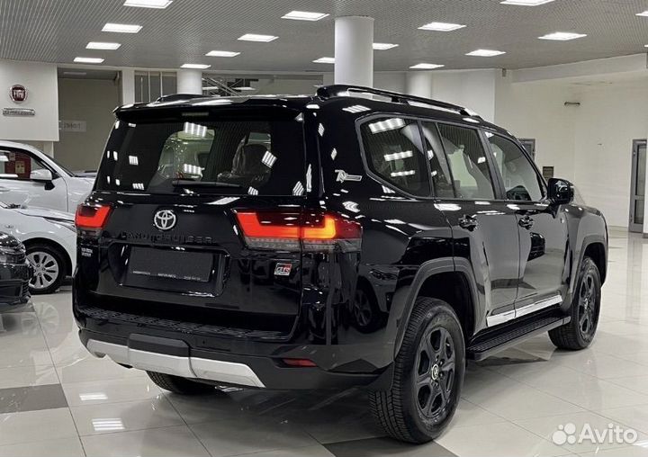 Toyota Land Cruiser 3.3 AT, 2022, 30 км