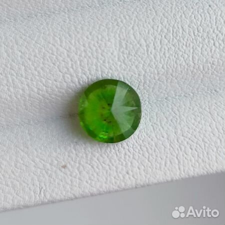 Ограненный Демантоид 2.5 ct