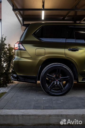 Lexus LX 4.5 AT, 2018, 160 000 км