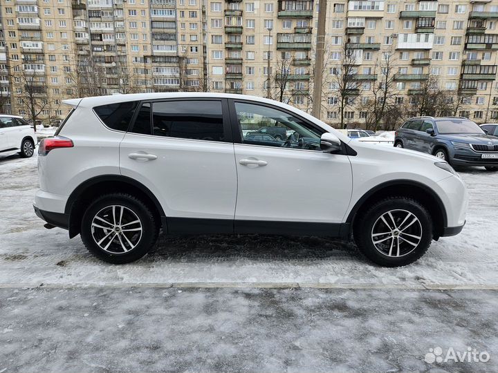 Toyota RAV4 2.0 CVT, 2016, 90 000 км