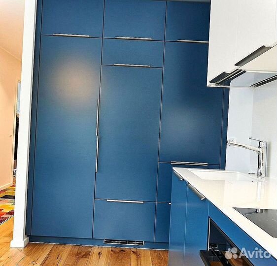 Кухня в потолок