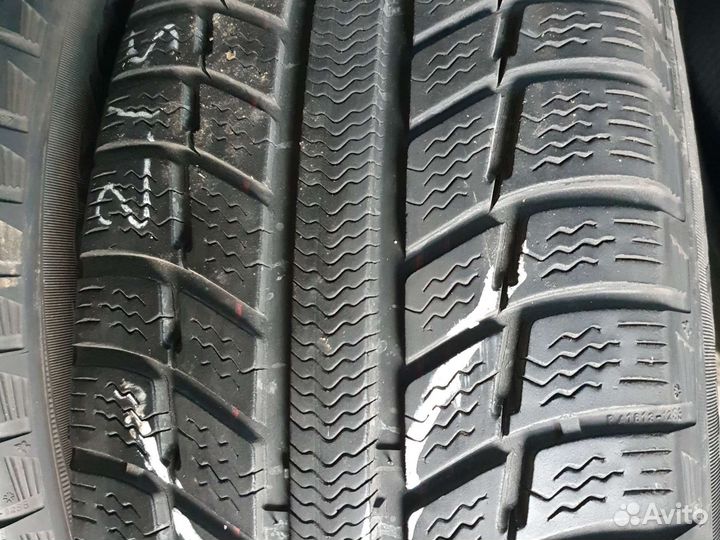 Michelin Primacy Alpin 215/65 R16 98H