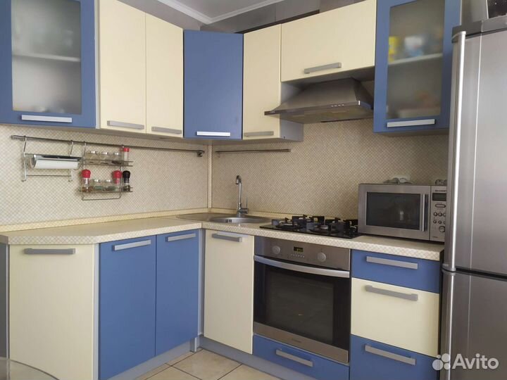 Кухонный гарнитур угловой бу