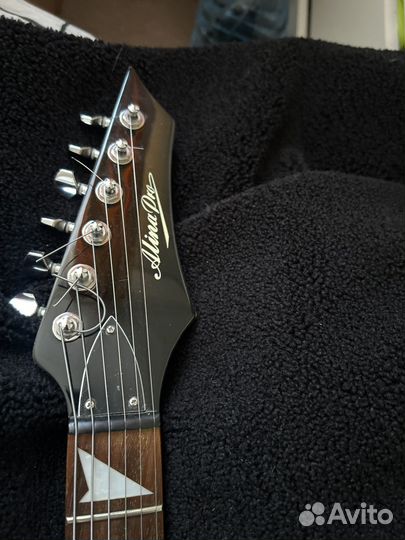 Комбоусилитель и Электрогитара