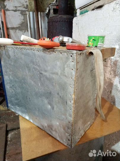 Рыбацкий ящик зимний с пренадлежнастями