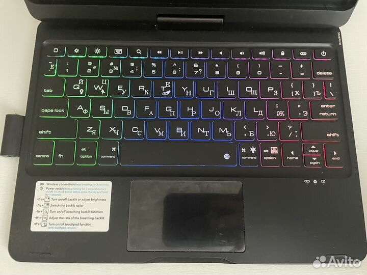 Чехол с клавиатурой iPad