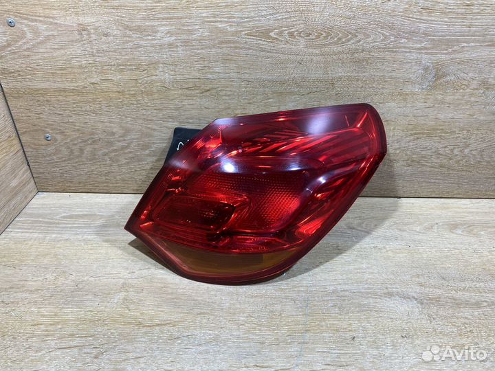 Фонарь задний правый Opel Astra J 110336