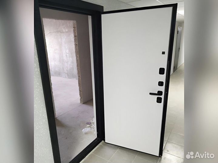 Входные двери глухие мдф