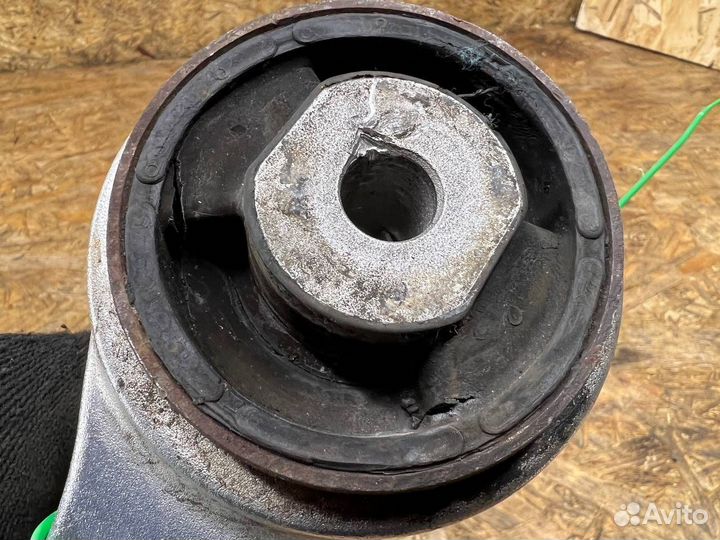 Рычаг передний нижний Jaguar XF X250 CC9 2010