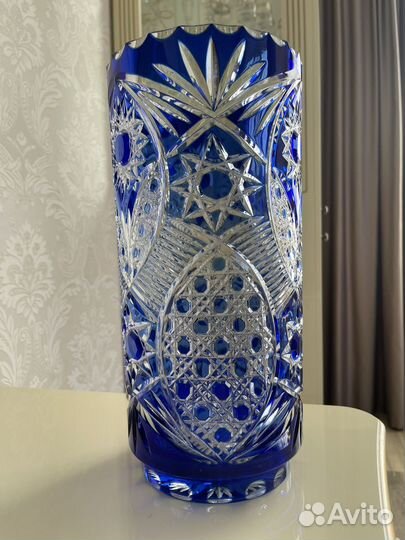 Ваза хрустальная для цветов