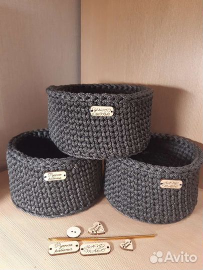Вязаные корзинки ручной работы