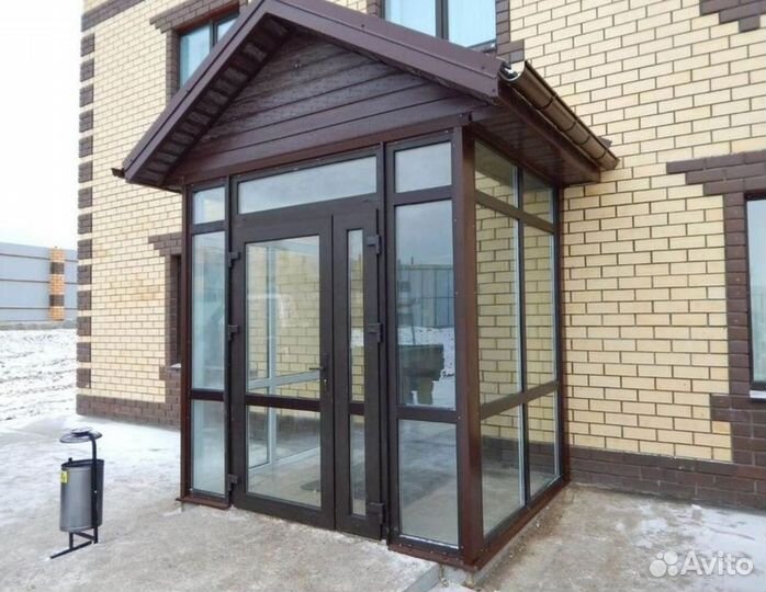 Пластиковые двери с установкой. Входная группа