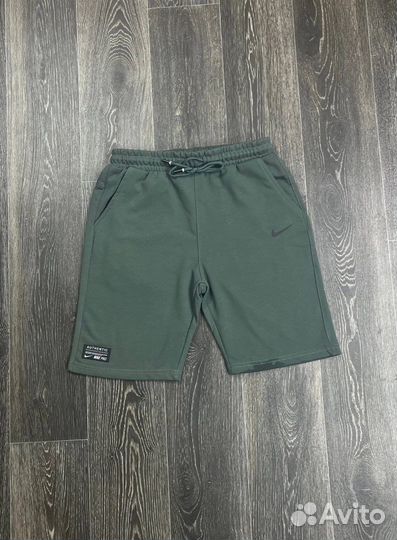 Шорты Nike