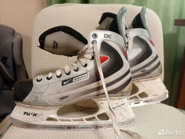 Хоккейные коньки bauer