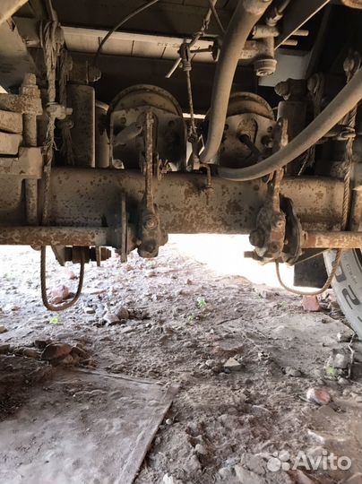 2 Оси для прицепа