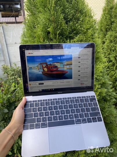 Apple MacBook Pro 12