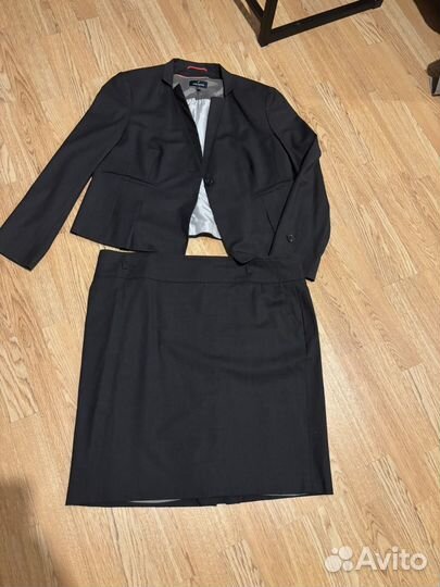 Костюм женский с юбкой 52/54 Daniel Hechter