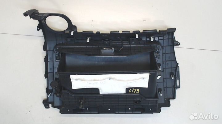 Бардачок Hyundai Kona 2017, 2018