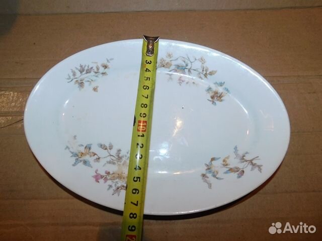 Антикварная,красивая, фарфоровая селедочница ри