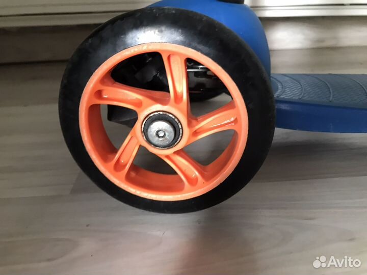 Самокат 3 х колесный