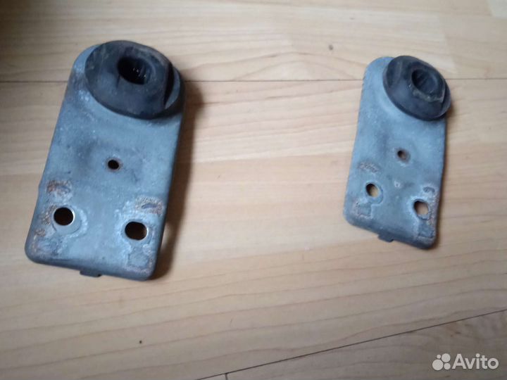 Крепление радиатора ford mustang 5