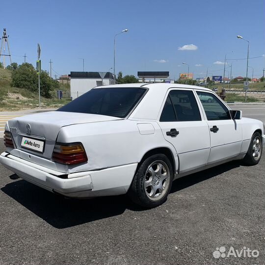 Mercedes-Benz E-класс 2.2 AT, 1993, 414 000 км