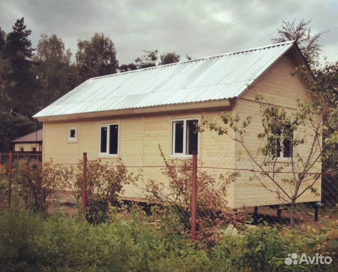 Каркасный садовые дом 4х8м с верандой без внутренн