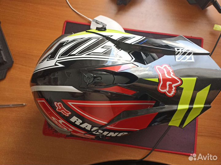 Мотошлем кроссовый fox