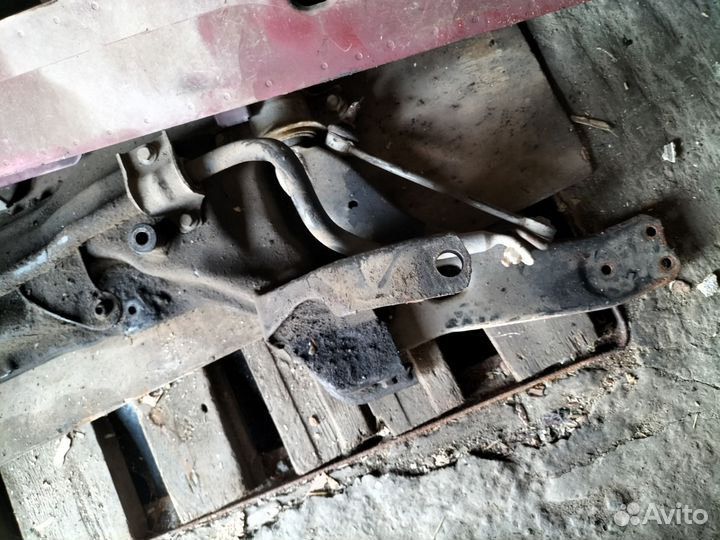 Подрамник форд фокус 1