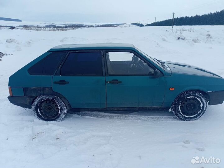 ВАЗ 2109 1.5 МТ, 2001, 200 000 км