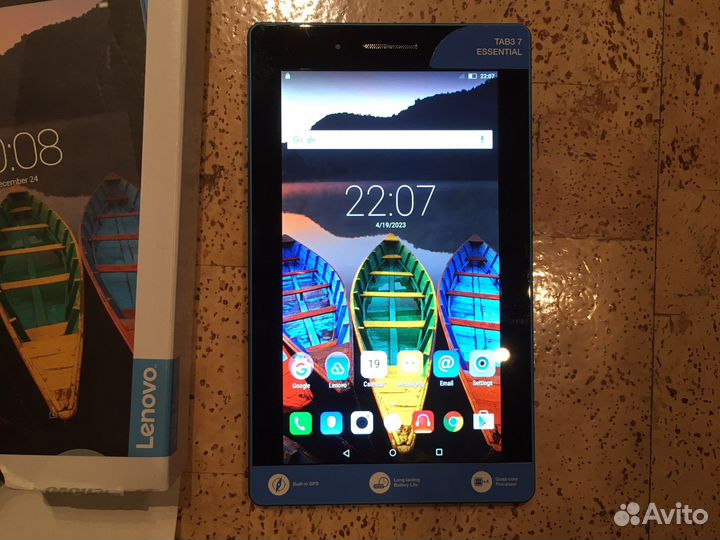 Планшет Lenovo TAB3 7 Essential