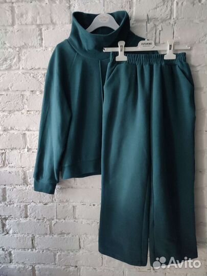 Костюмчик на девочку