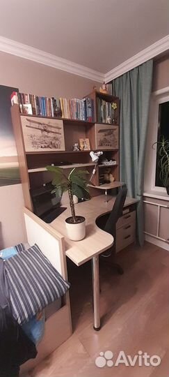 Компьютерный стол