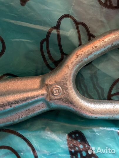 Буксировочная петля