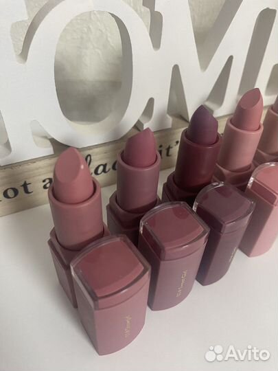 Матовая помада Miss Rose