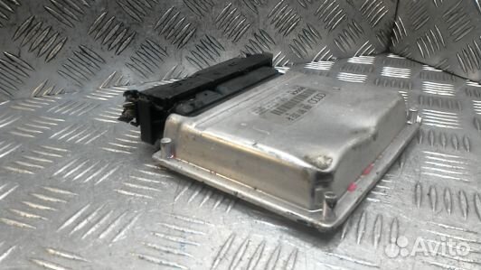 Блок управления двигателем audi A4 B5 (7LV11PF01)