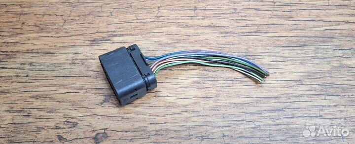 Разъем блока TCM Volvo 30739345
