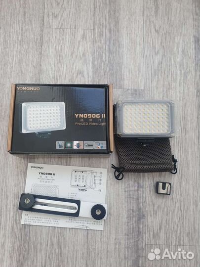 Видеосвет накамерный Yongnuo YN-0906II