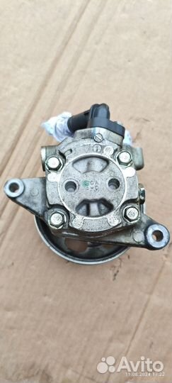 Насос гур Honda