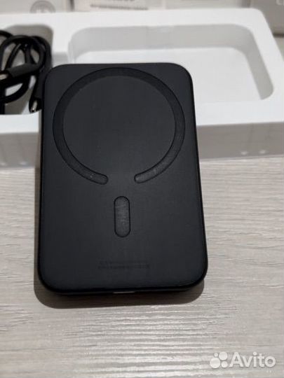 Беспроводной повербанк baseus