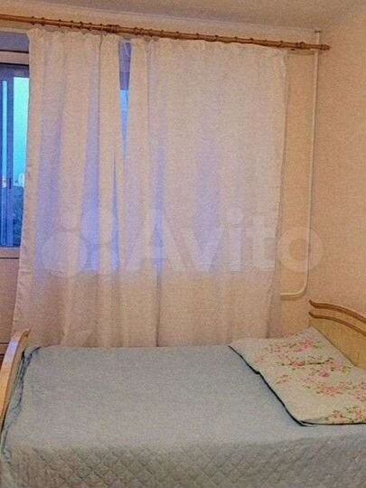 Комната 15 м² в 2-к., 8/8 эт.