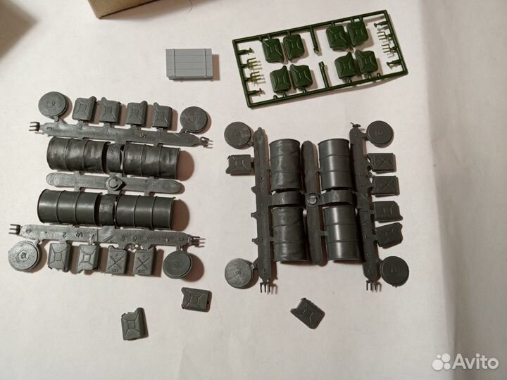 35008 MSD/Макет 1/35 Бочки и канистры