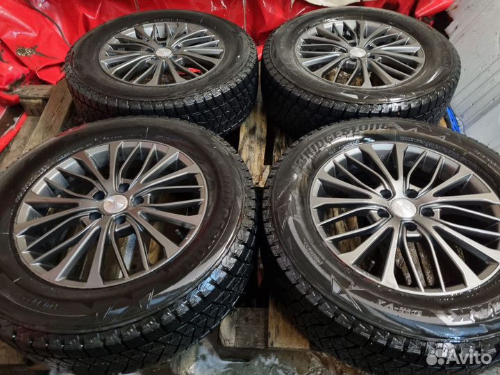 Комплект литых дисков X'trike