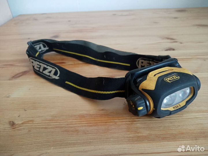 Налобный фонарь petzl pixa 3