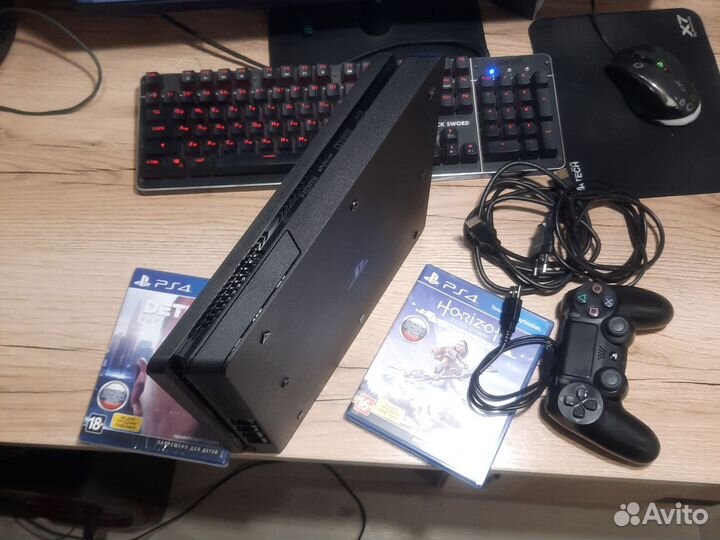 Sony playstation 4 slim 1TB с играми