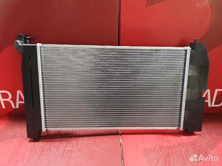 Радиатор двс oyota Avensis ZZT250 3ZZ-FE