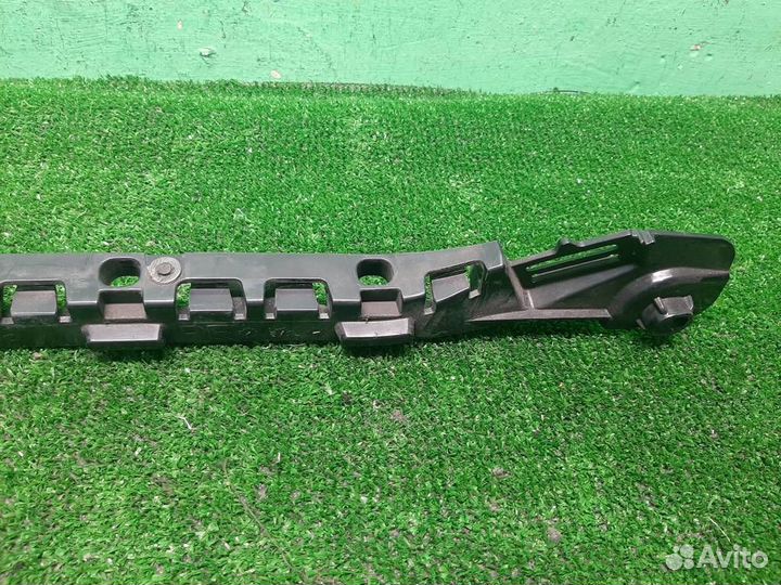 Кронштейн бампера заднего правый Mercedes Benz E