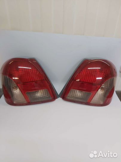 Задние фонари тойота эхо / плац