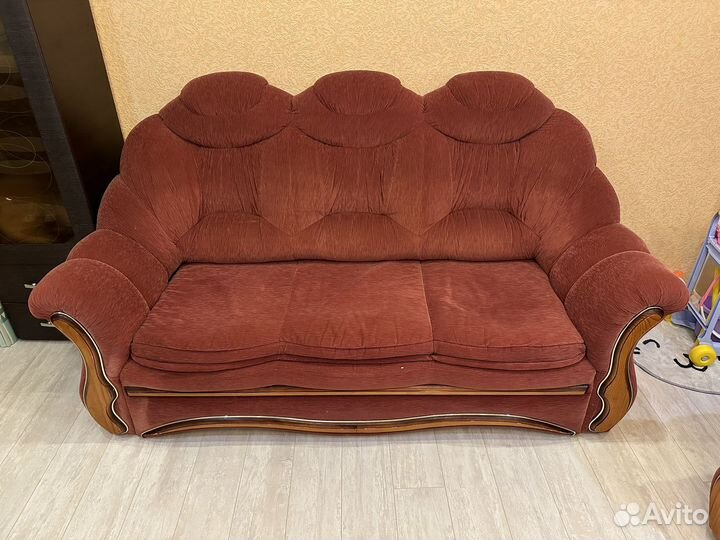 Диваны и кресло