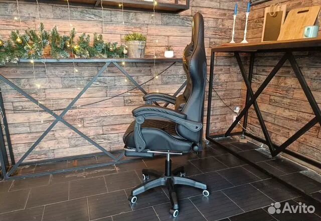 Компьютерное кресло новое